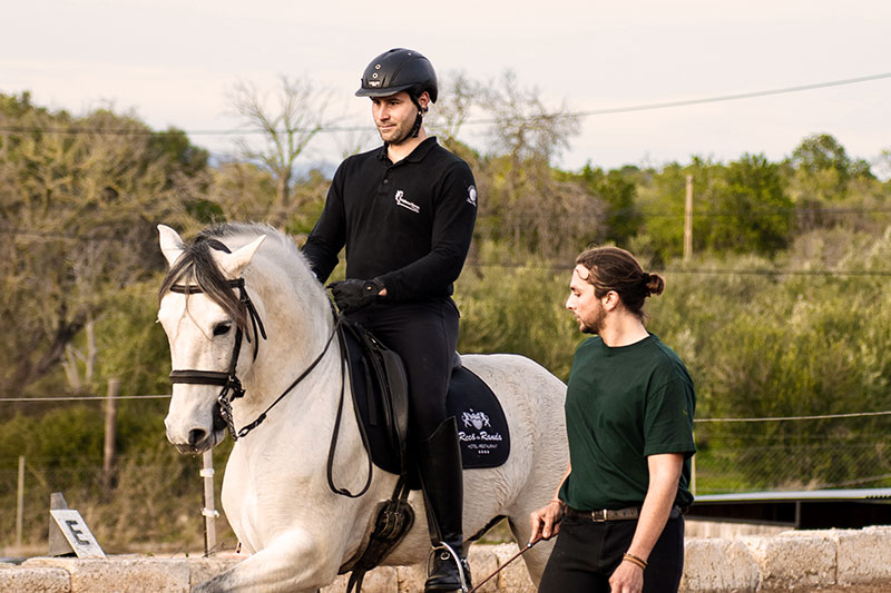 Curso de 3 días para aprender a montar a caballo en Mallorca